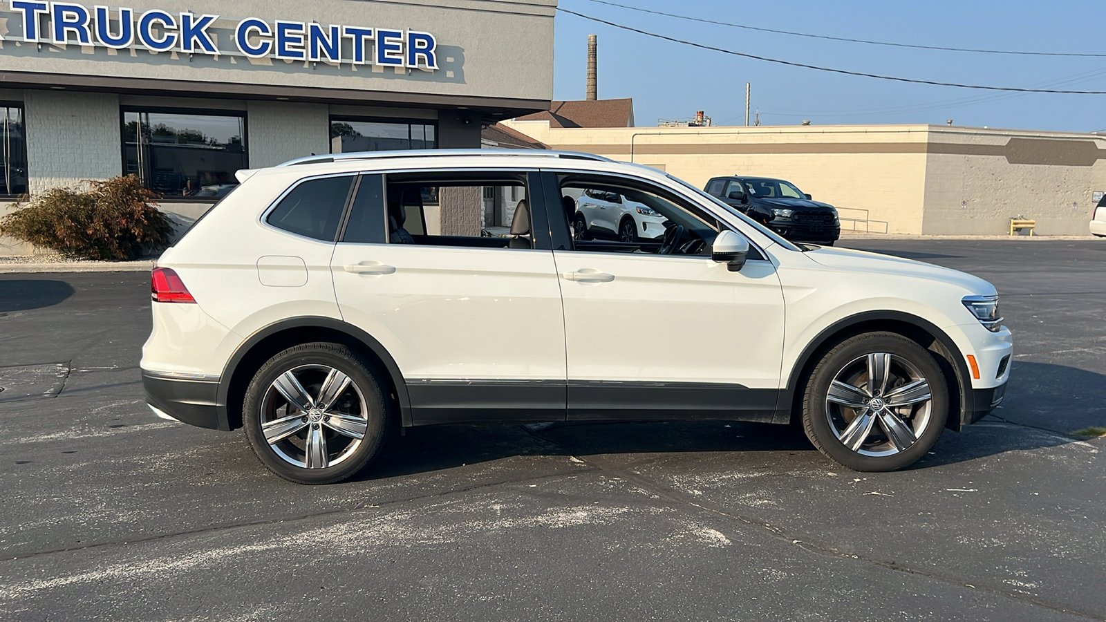 2018 Volkswagen Tiguan SEL Premium 4