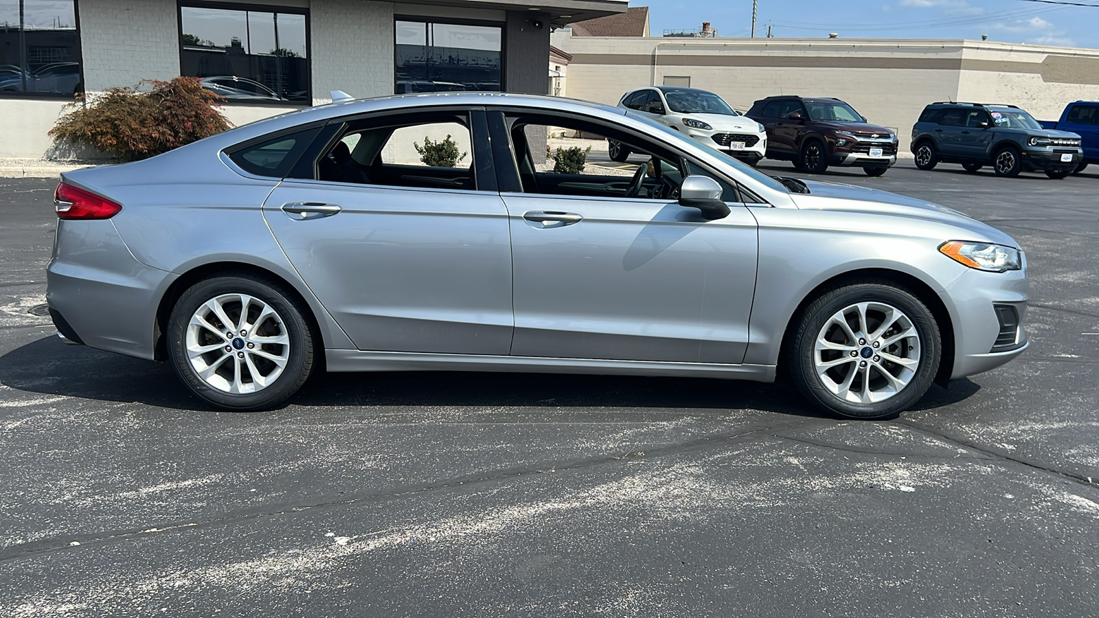 2020 Ford Fusion SE 2