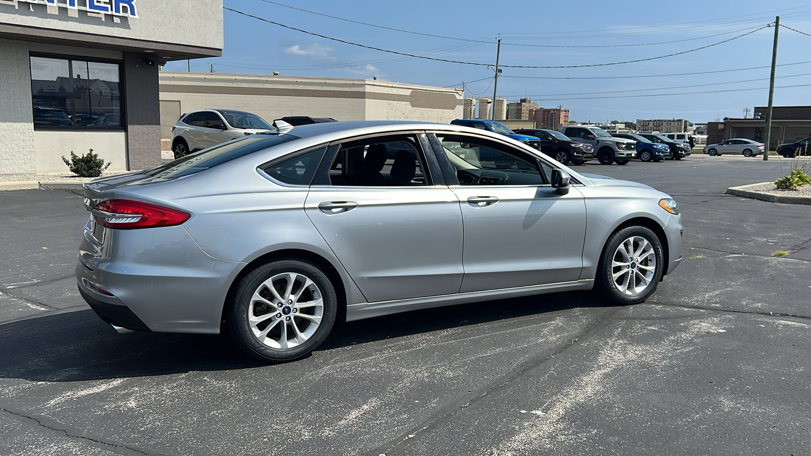 2020 Ford Fusion SE 3