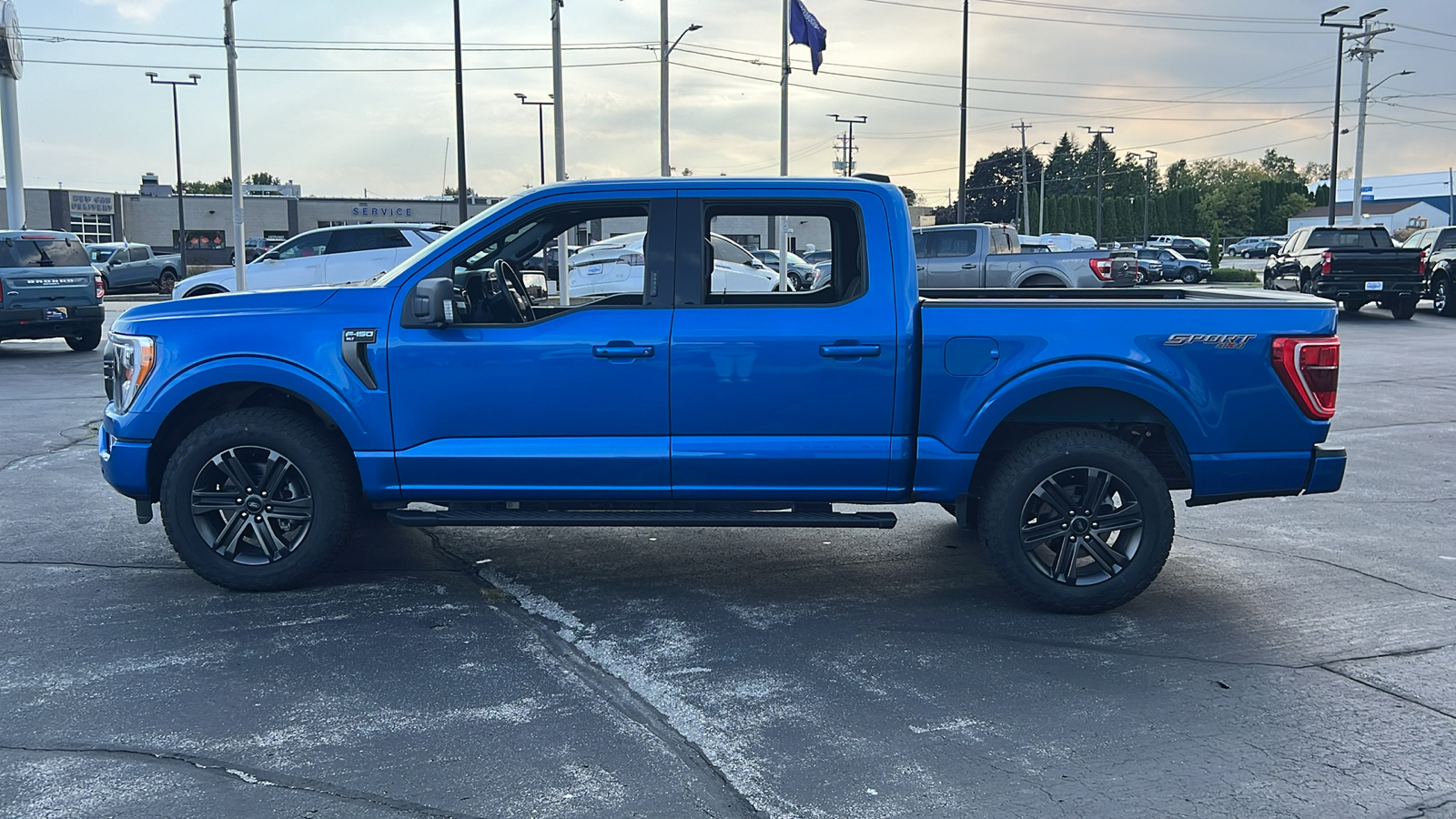 2021 Ford F-150 XLT 8