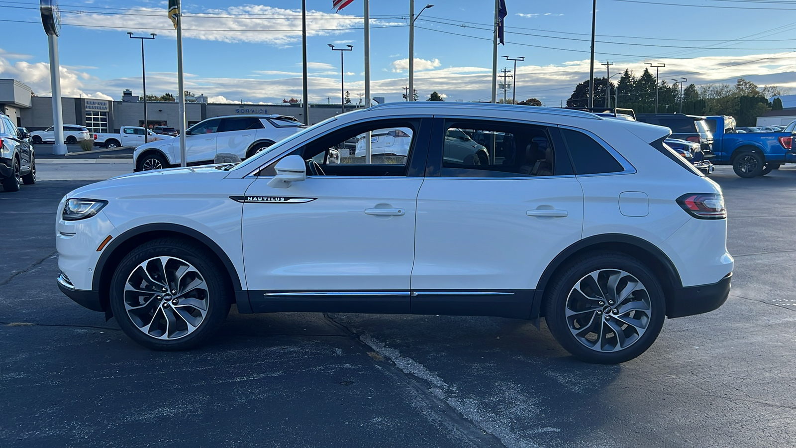 2021 Lincoln Nautilus Reserve 8