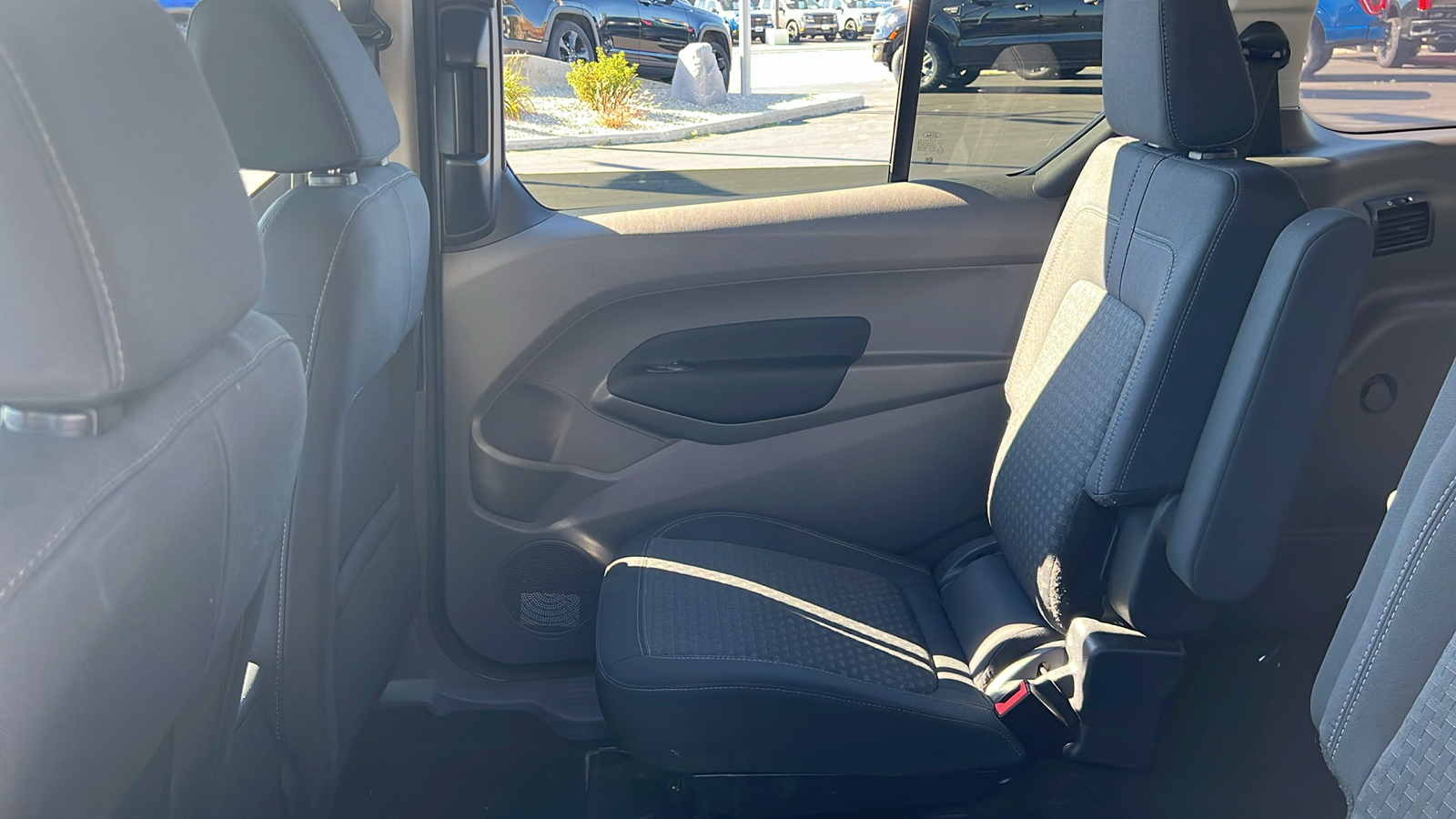 2020 Ford Transit Connect Wagon XLT 24