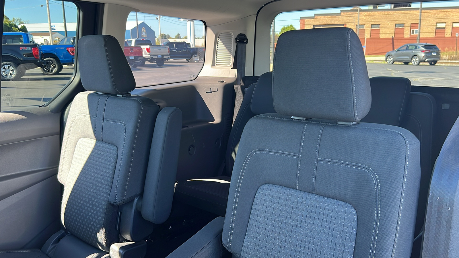 2020 Ford Transit Connect Wagon XLT 28