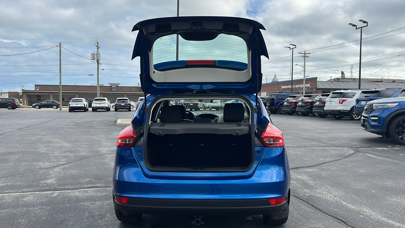 2018 Ford Focus SE 27