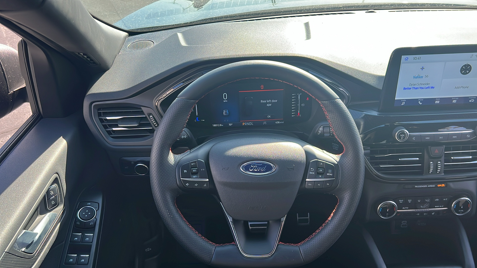 2024 Ford Escape ST-Line 11