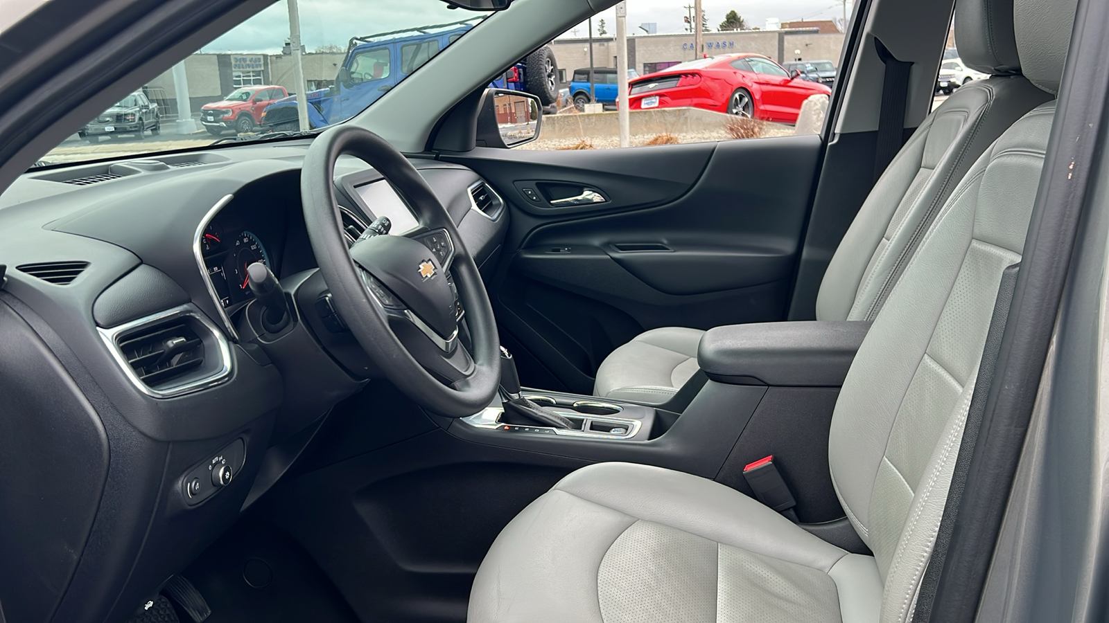 2018 Chevrolet Equinox LT 24