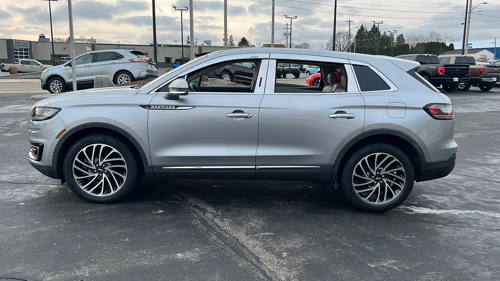 2020 Lincoln Nautilus Reserve 8