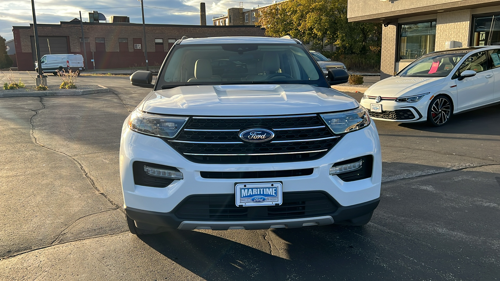 2021 Ford Explorer XLT 2