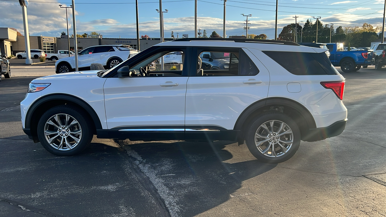 2021 Ford Explorer XLT 8