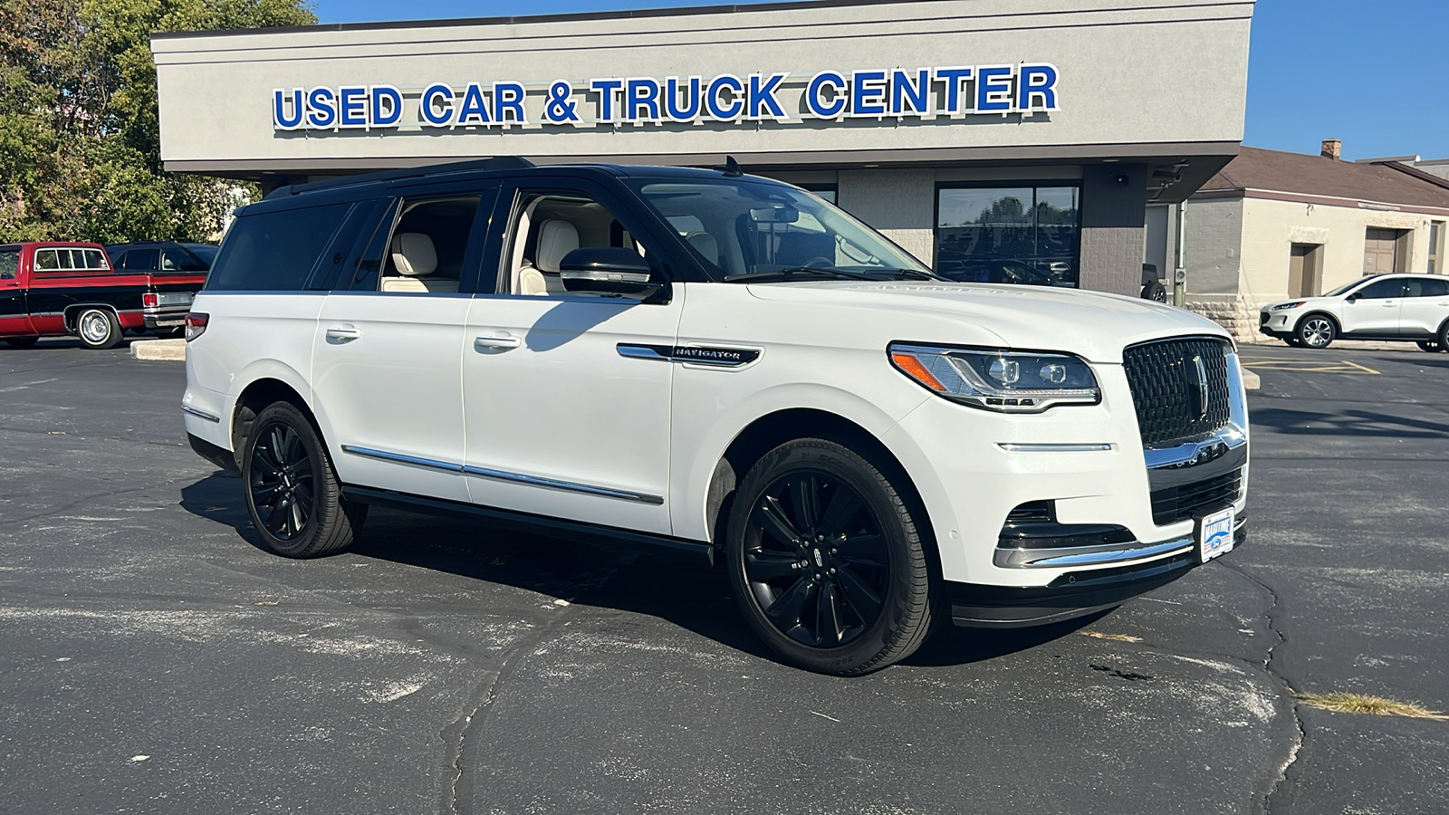 2022 Lincoln Navigator L Black Label 1