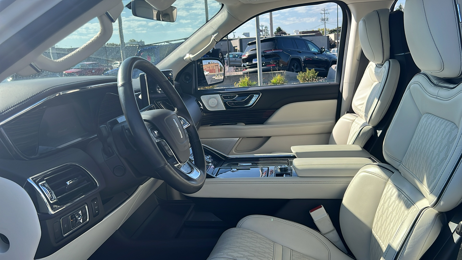 2022 Lincoln Navigator L Black Label 26