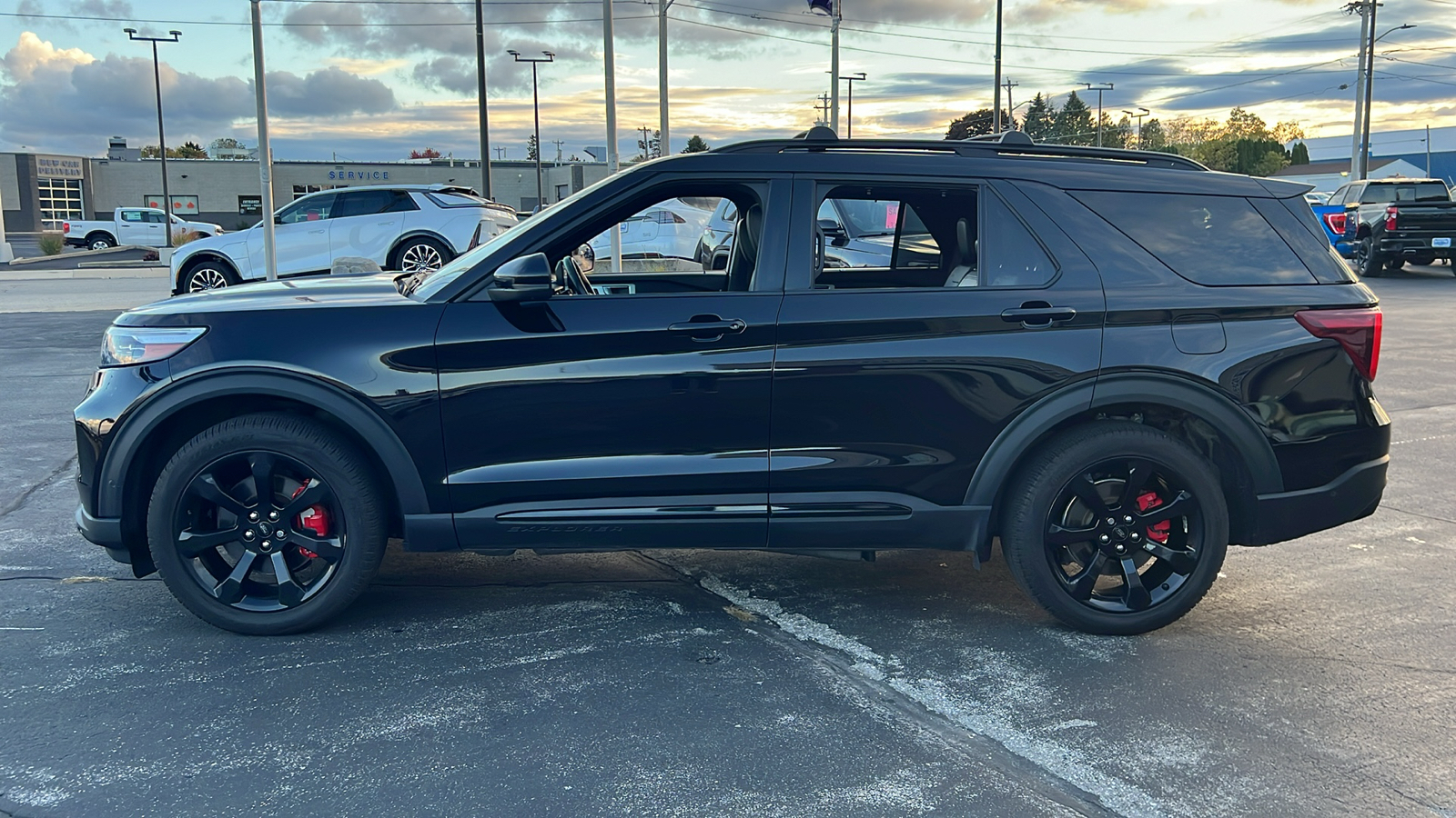 2021 Ford Explorer ST 8