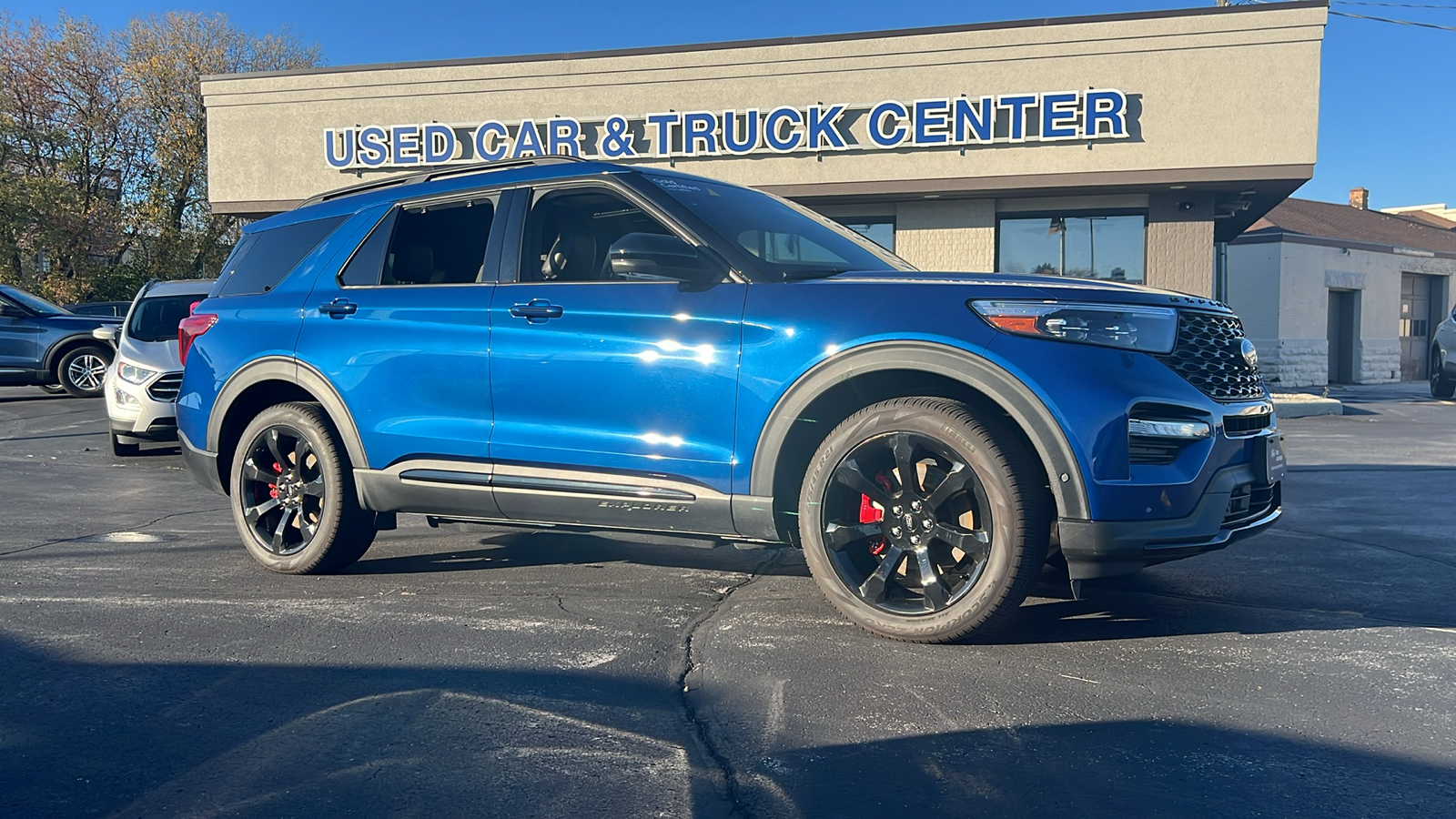 2021 Ford Explorer ST 1