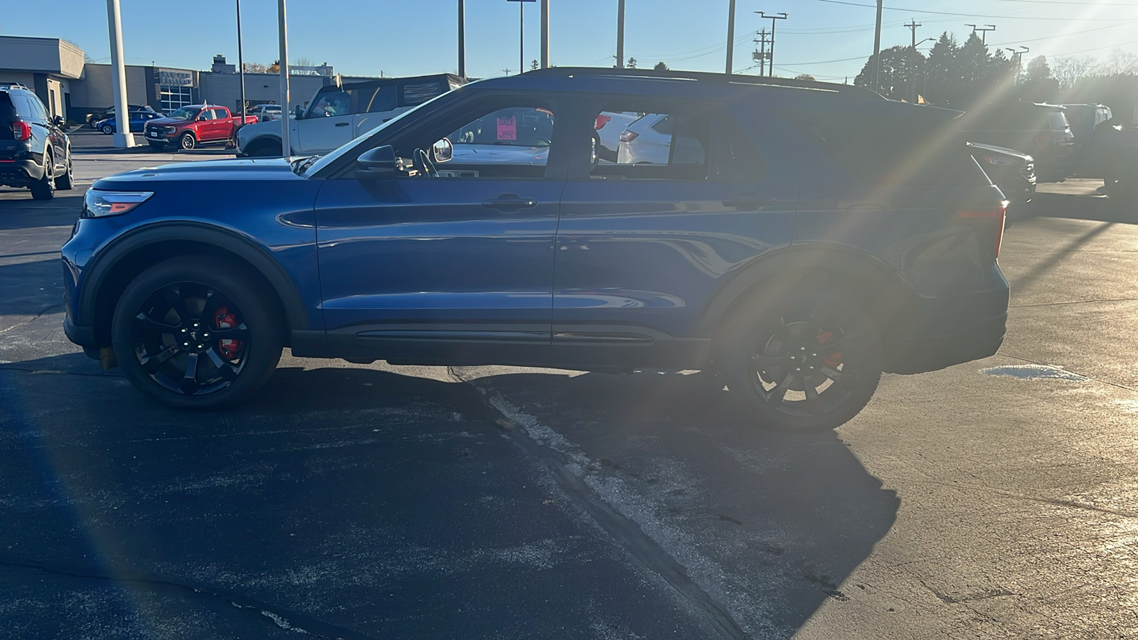 2021 Ford Explorer ST 8