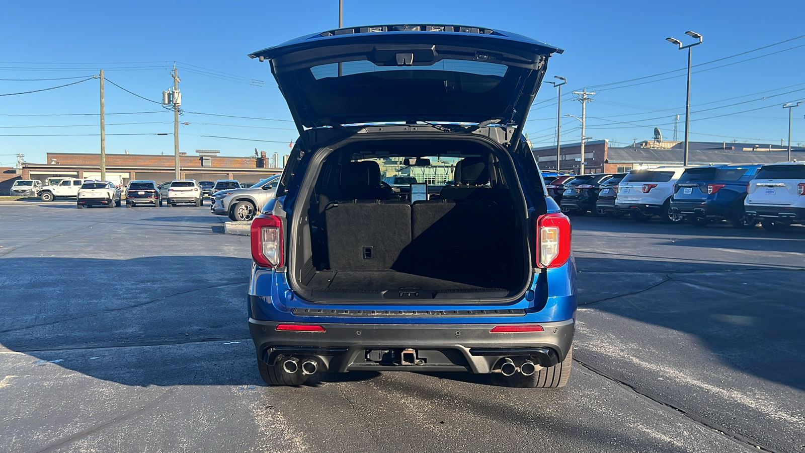 2021 Ford Explorer ST 33