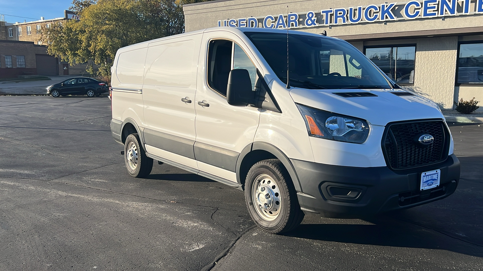 2023 Ford Transit Cargo Van  4