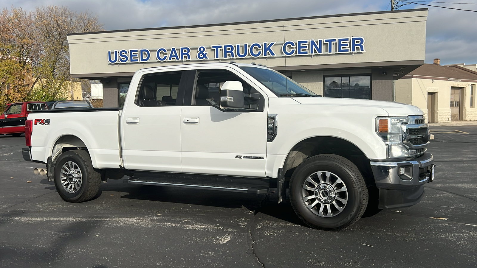 2020 Ford Super Duty F-250 SRW LARIAT 1