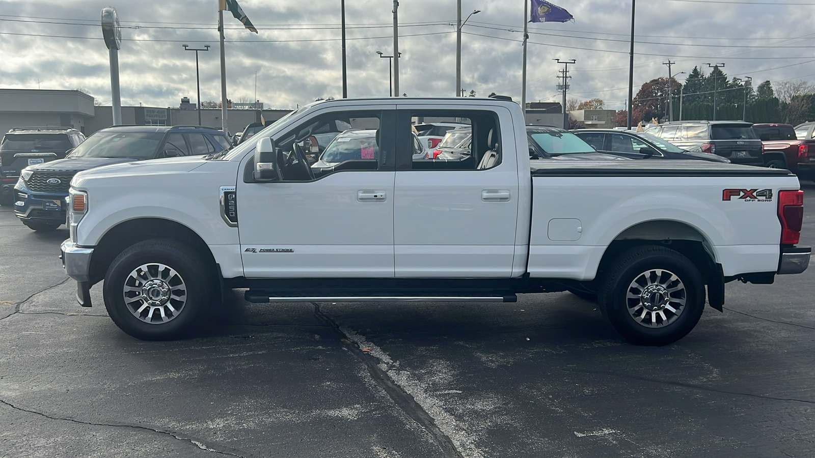 2020 Ford Super Duty F-250 SRW LARIAT 8