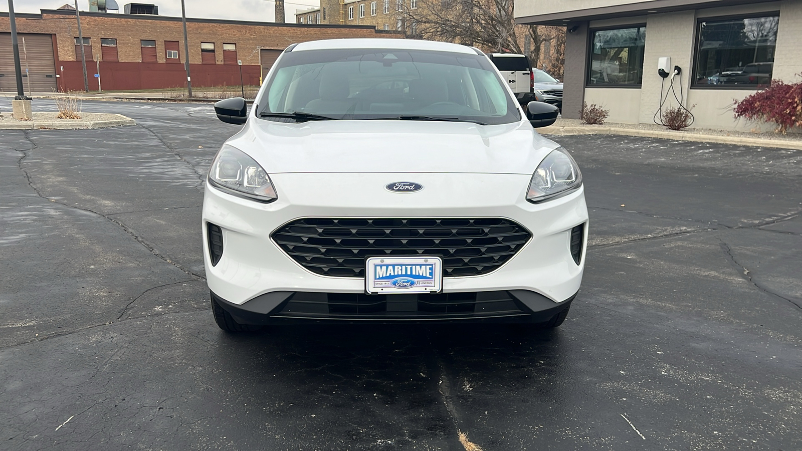 2022 Ford Escape SE Hybrid 2