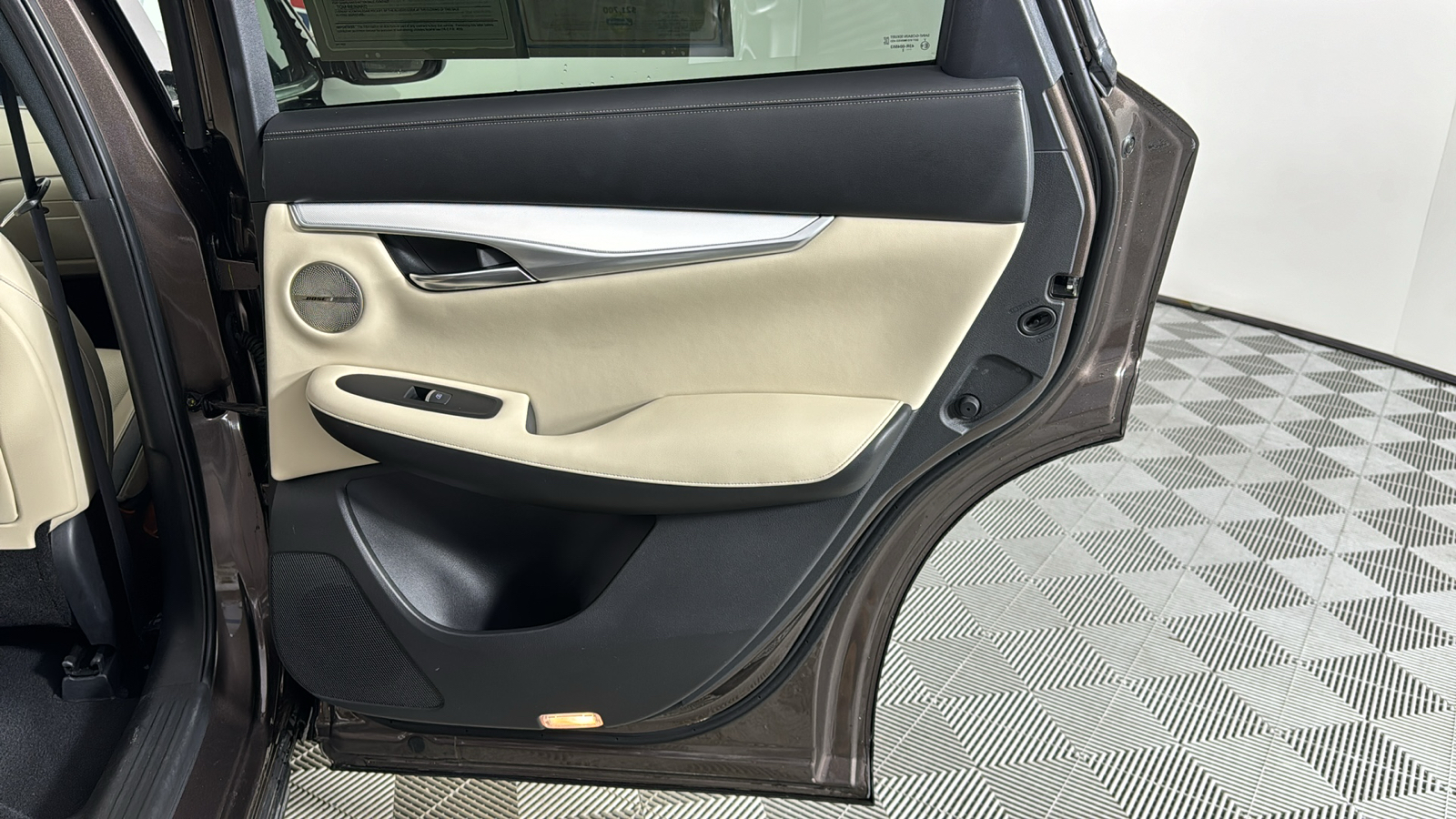 2019 INFINITI QX50 ESSENTIAL 25