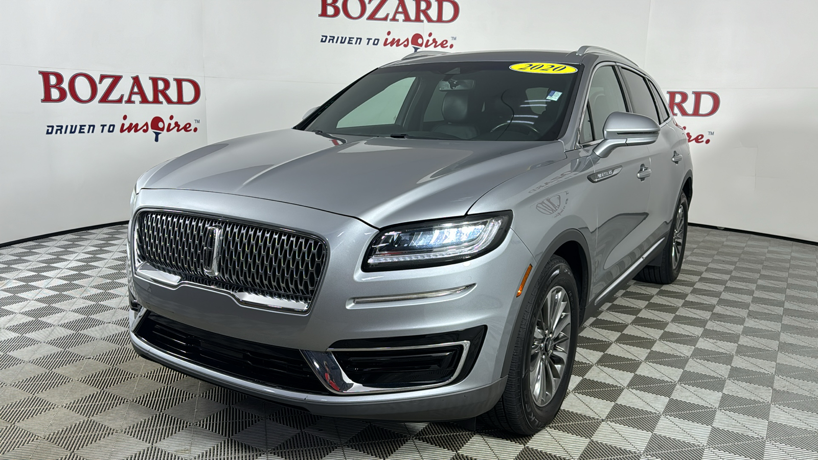 2020 Lincoln Nautilus Standard 3