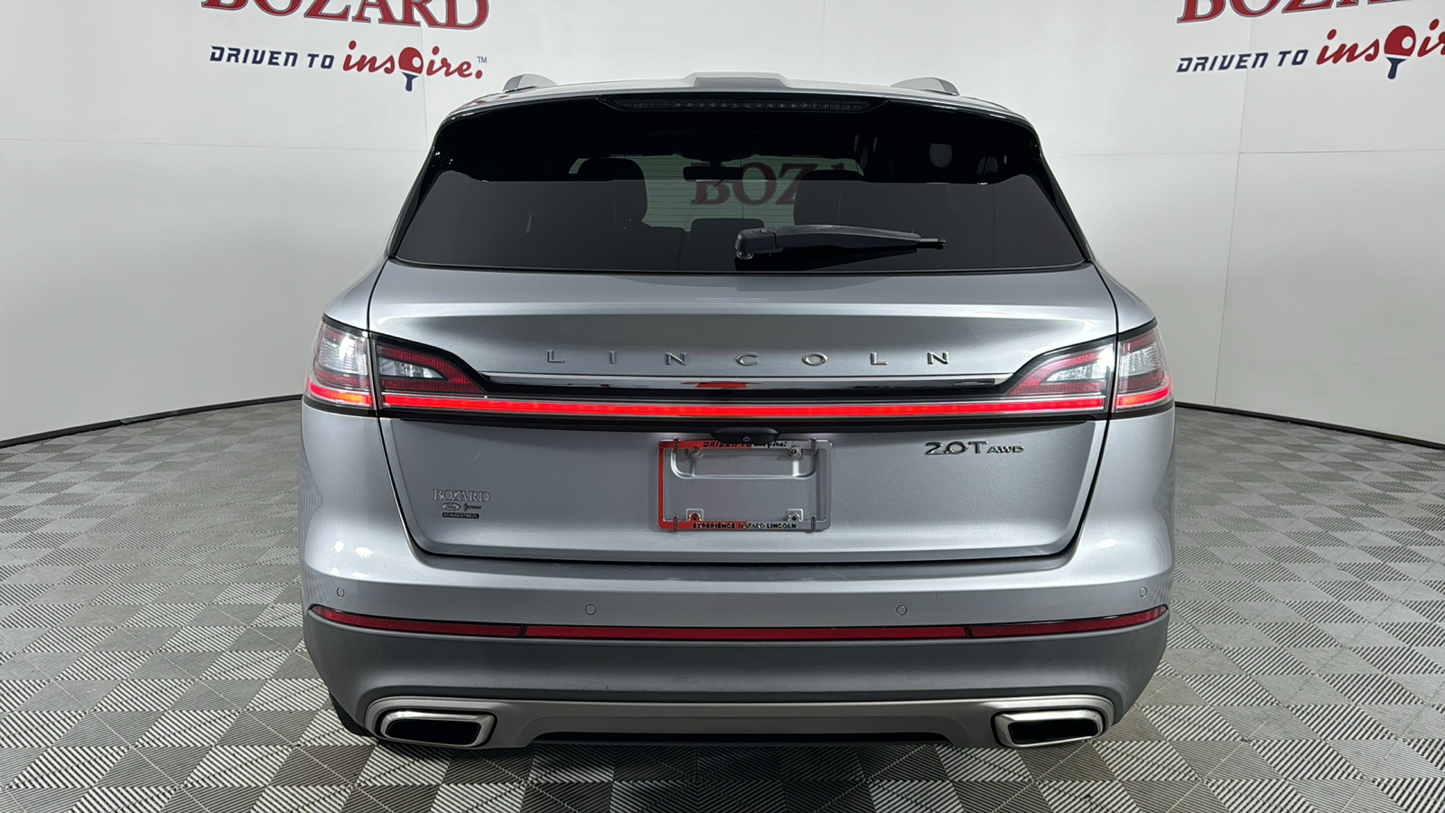 2020 Lincoln Nautilus Standard 6