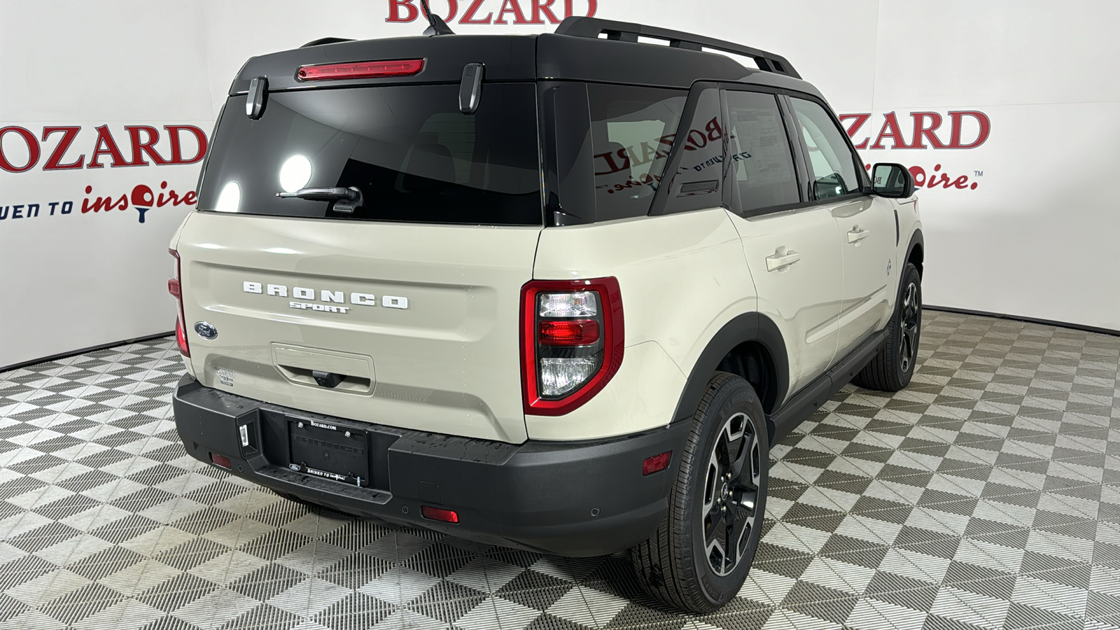 2024 Ford Bronco Sport Outer Banks 7