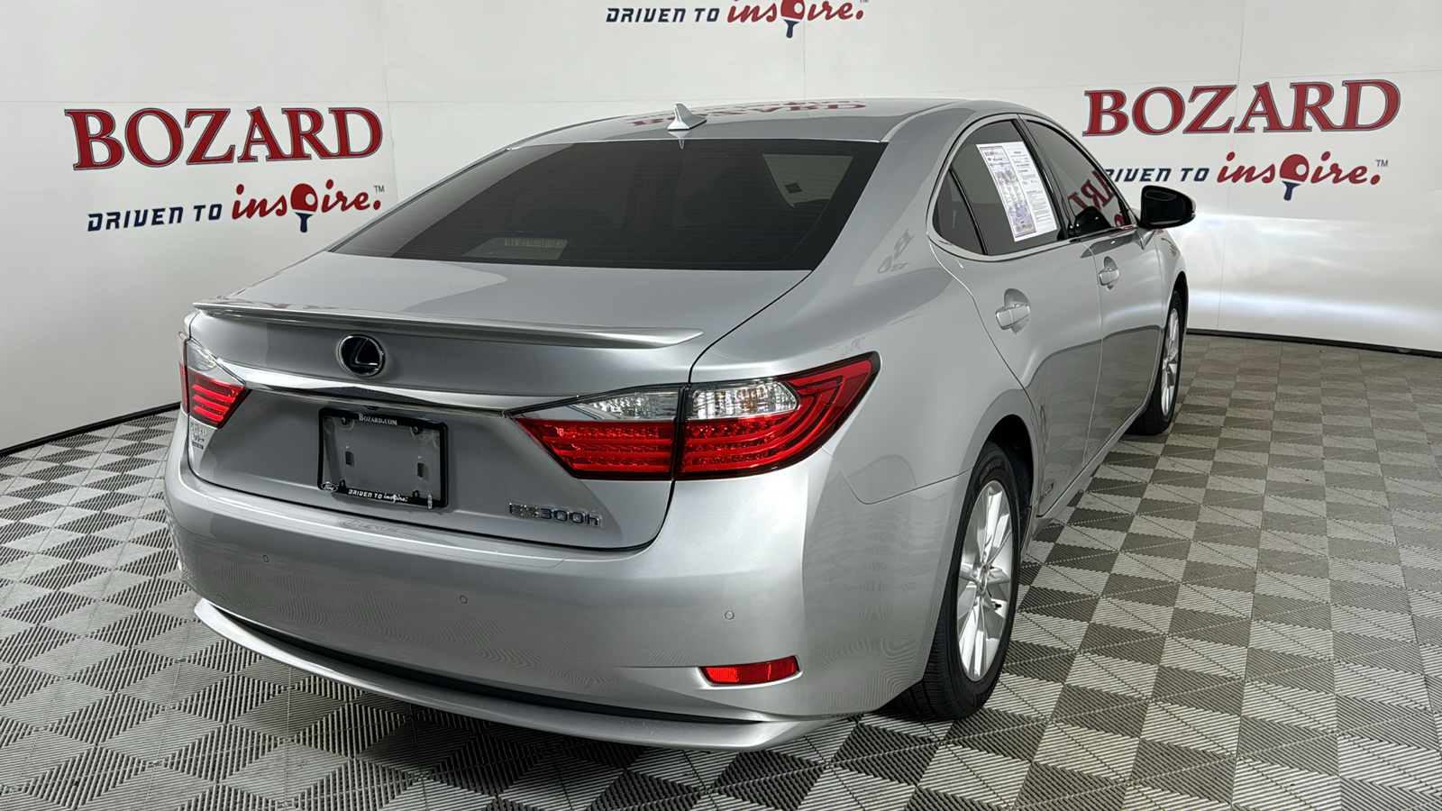 2014 Lexus ES 300h 7