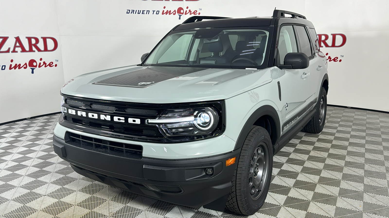 2024 Ford Bronco Sport Outer Banks 3