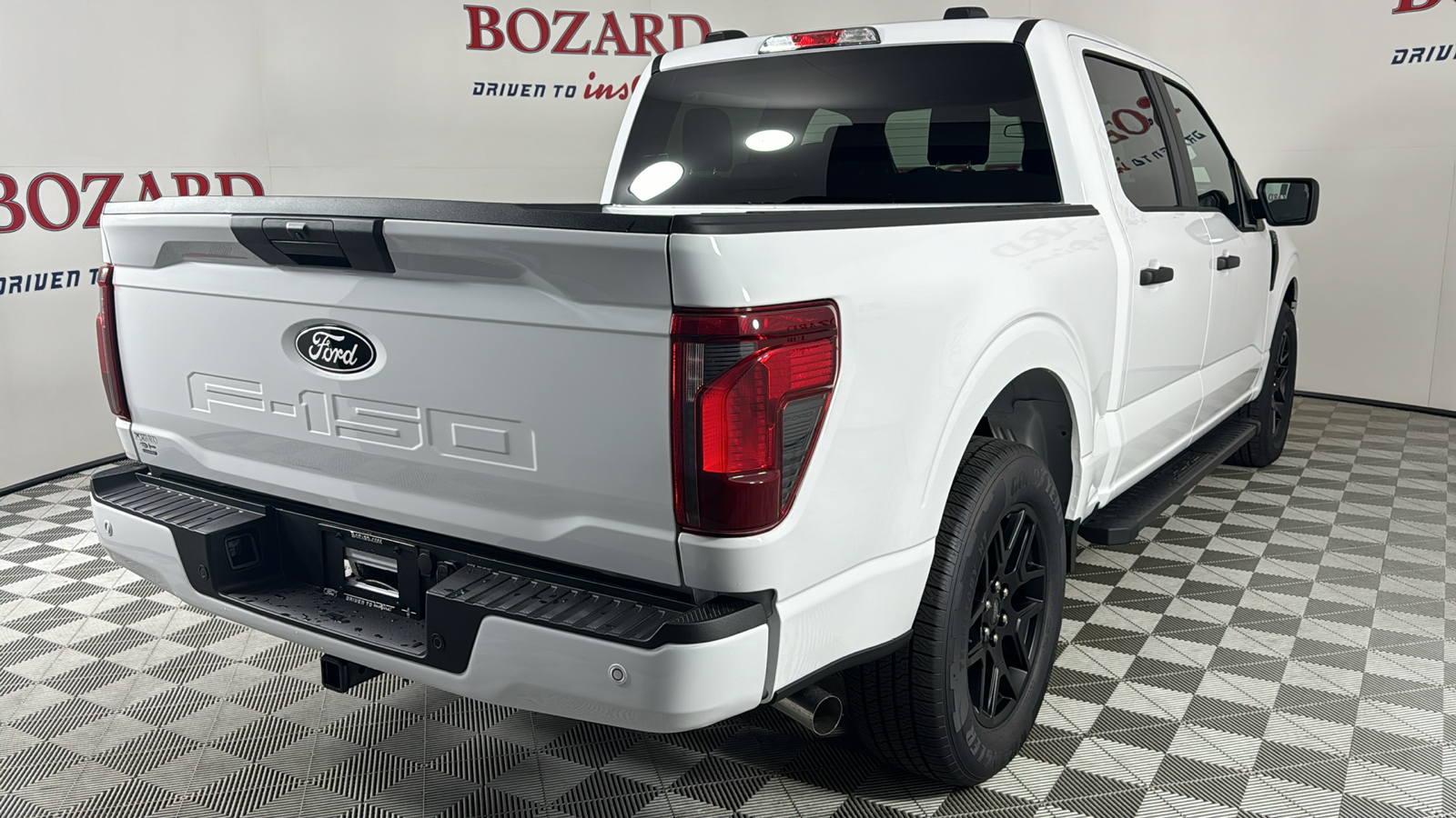 2024 Ford F-150 STX 8