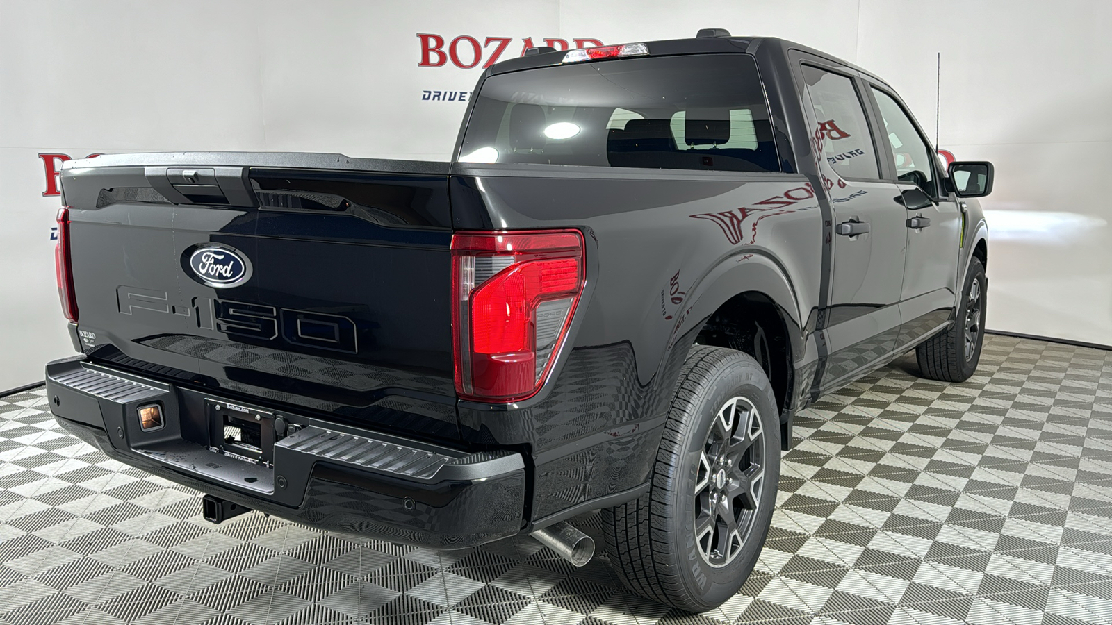 2024 Ford F-150 STX 8