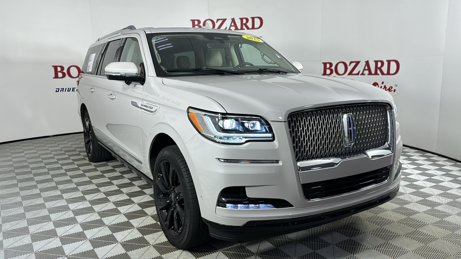 2023 Lincoln Navigator L Reserve 1