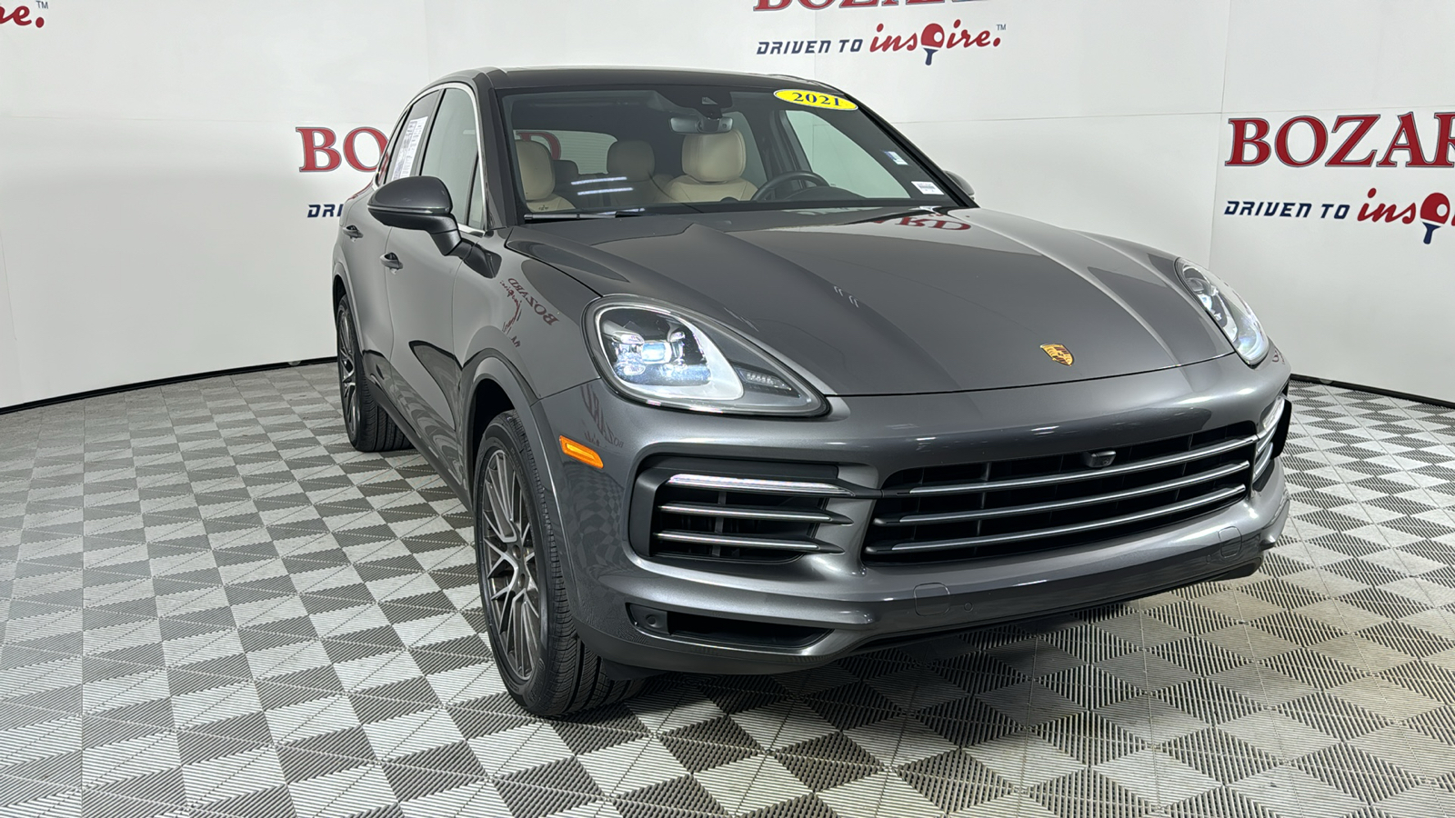 2021 Porsche Cayenne Base 1