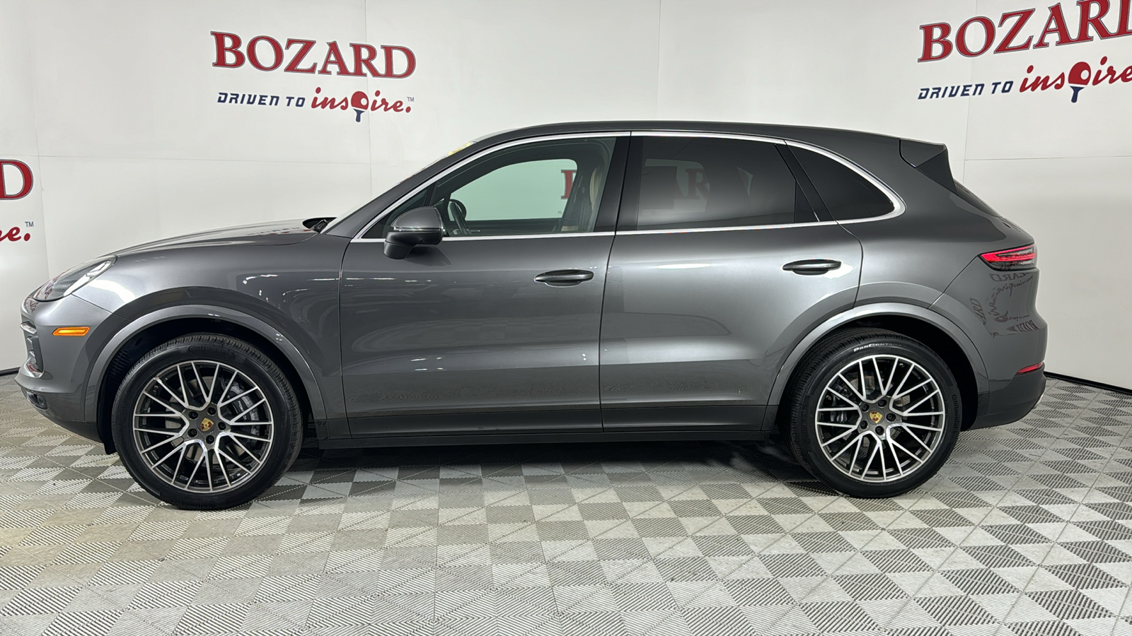 2021 Porsche Cayenne Base 4