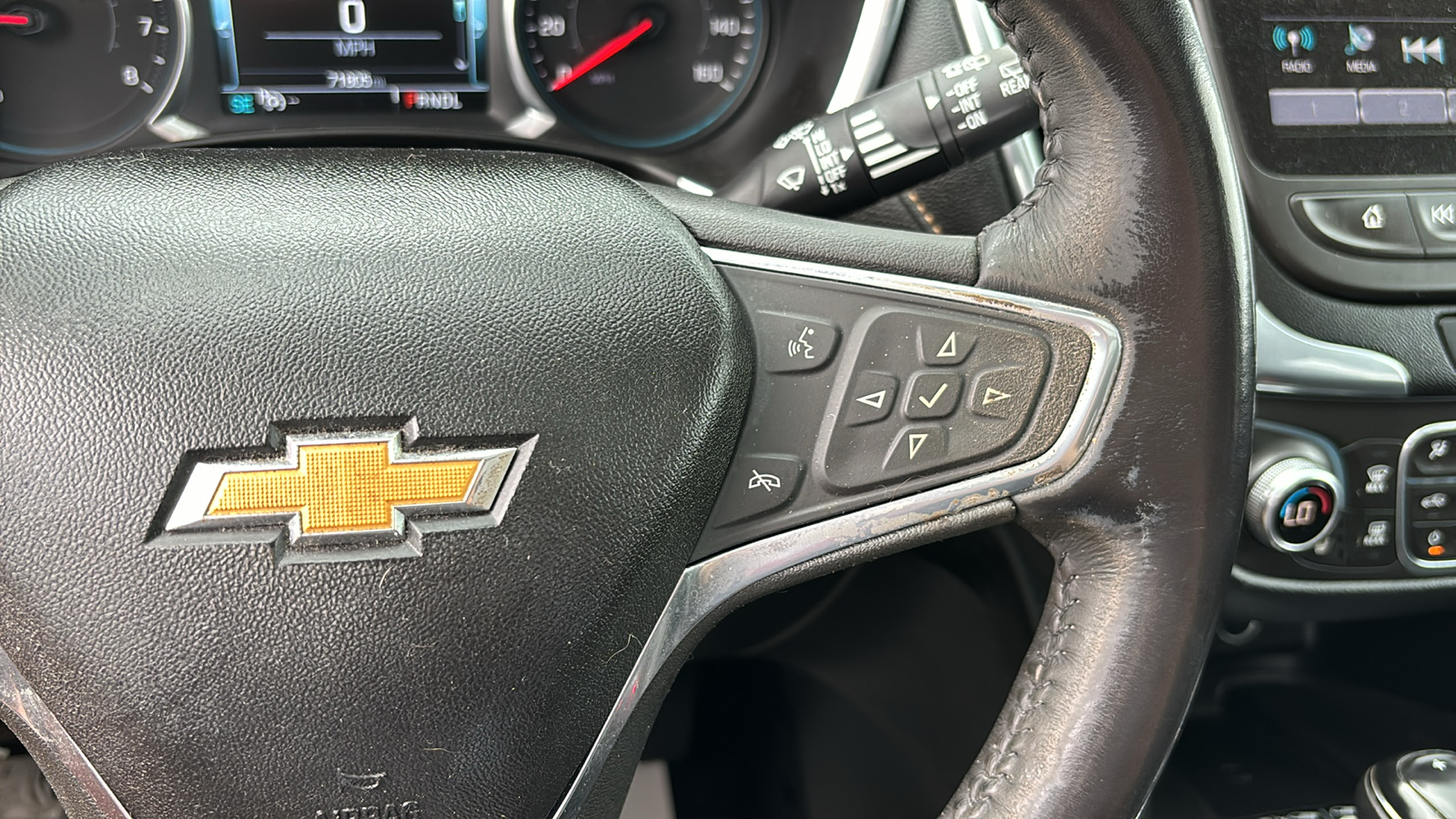 2018 Chevrolet Equinox Premier 23