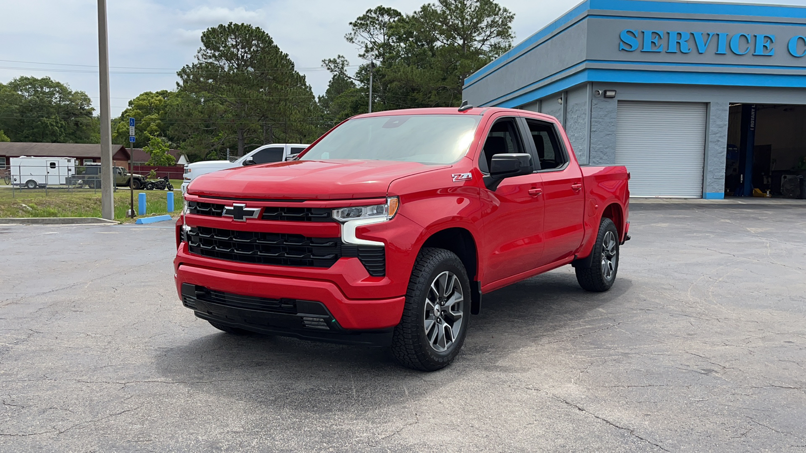 2023 Chevrolet Silverado 1500 RST 3