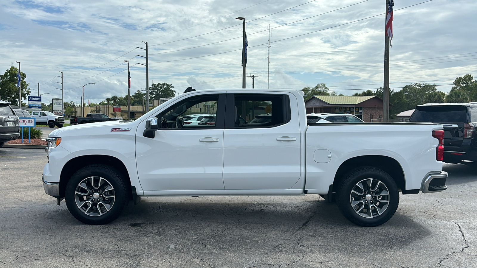 2024 Chevrolet Silverado 1500 LT 4