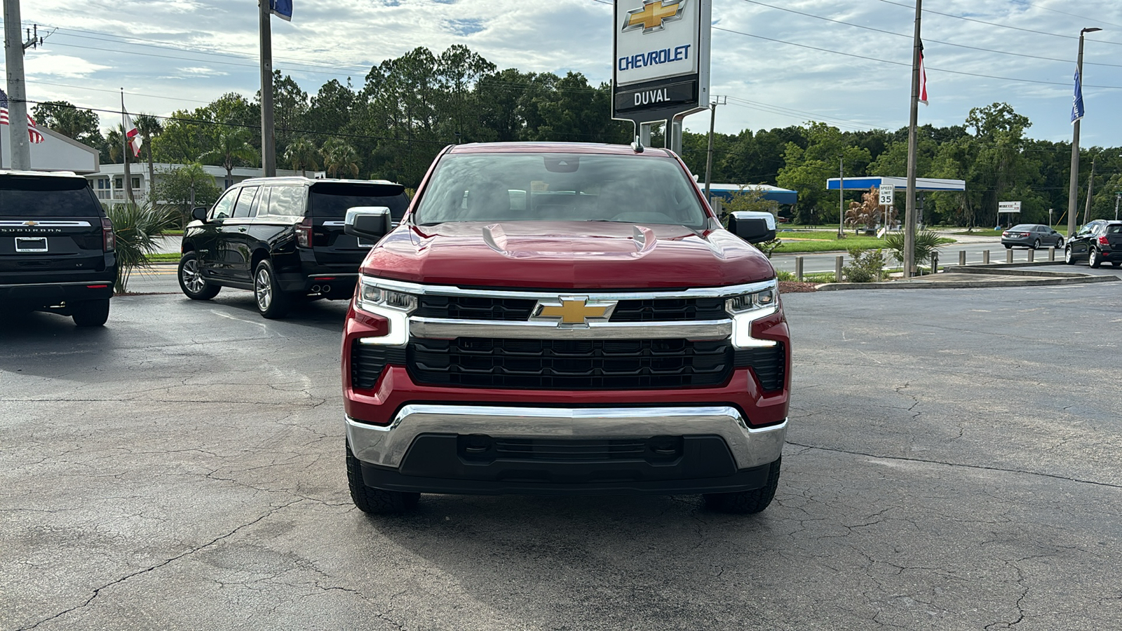 2024 Chevrolet Silverado 1500 LT 2