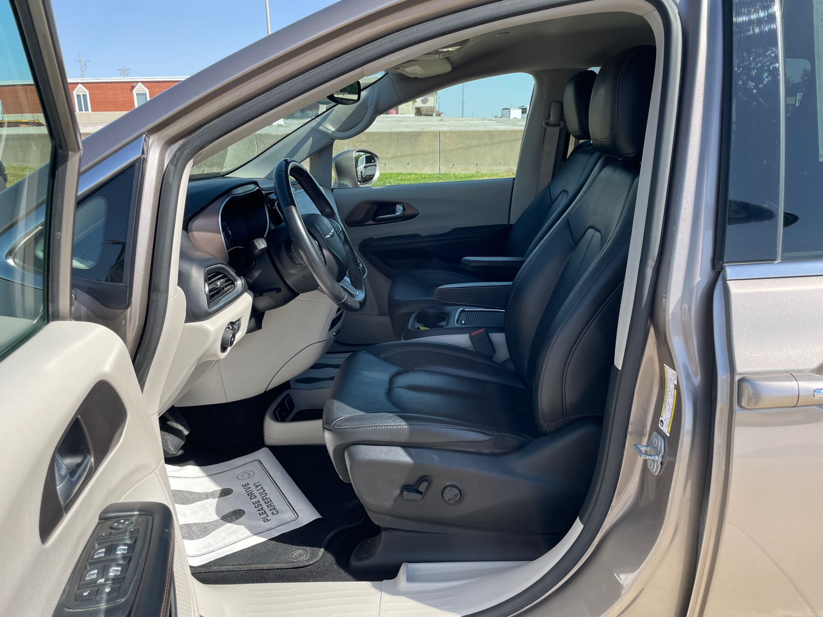 2018 Chrysler Pacifica Touring L Plus 13