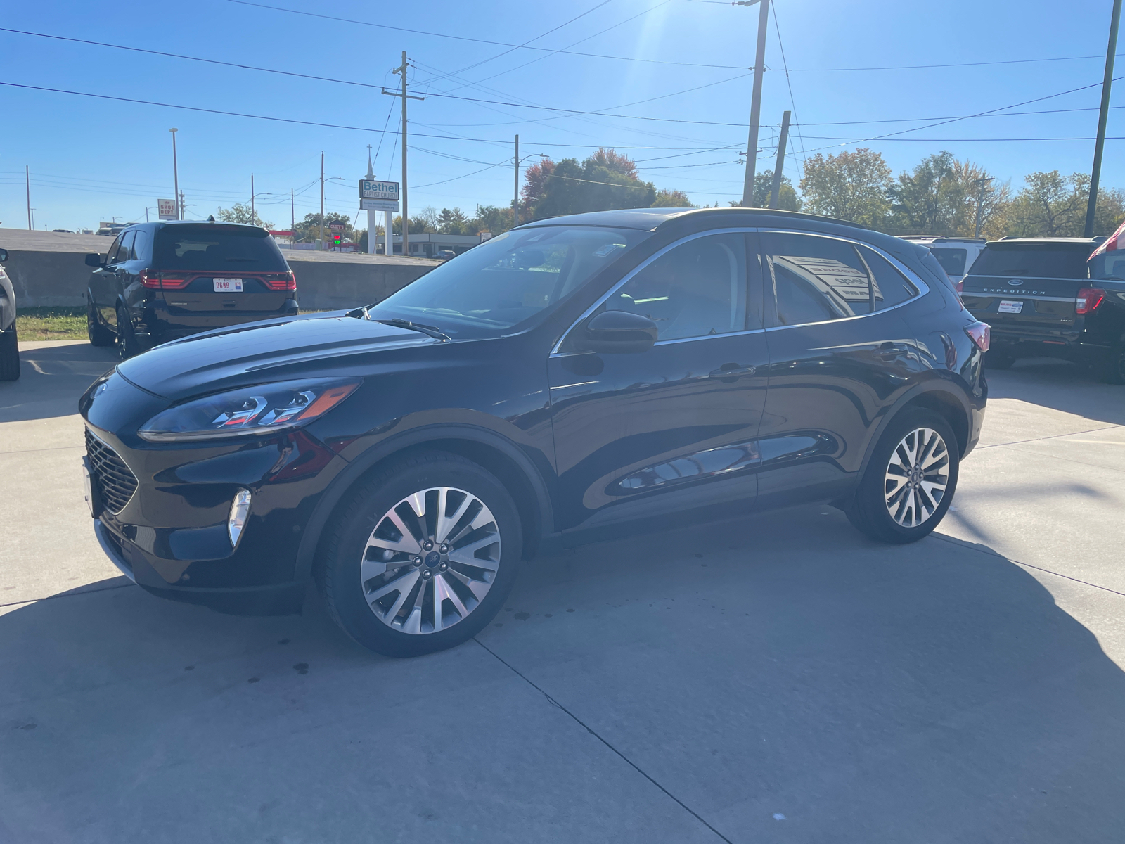 2021 Ford Escape Titanium 3