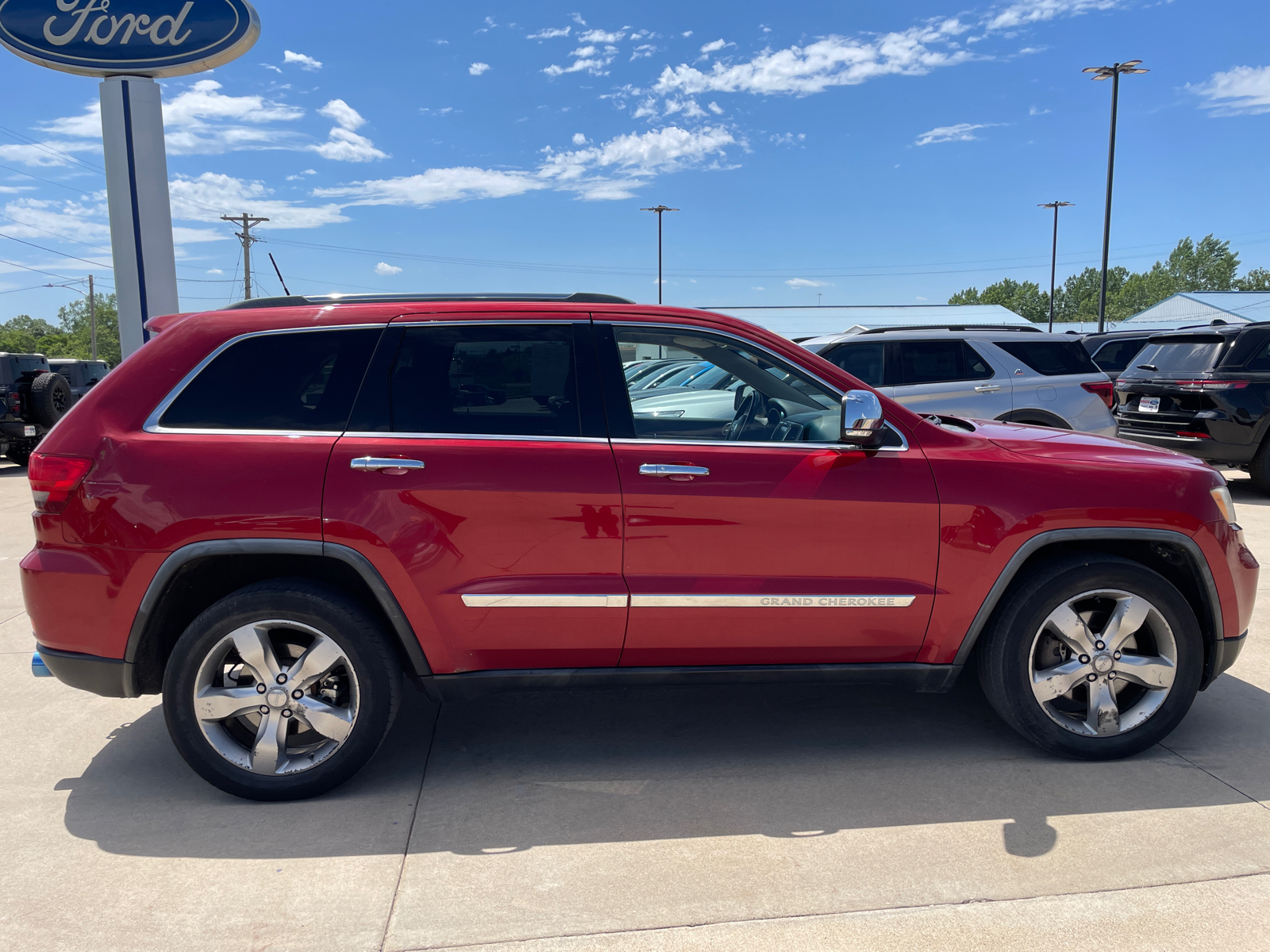 2011 Jeep Grand Cherokee Limited 8