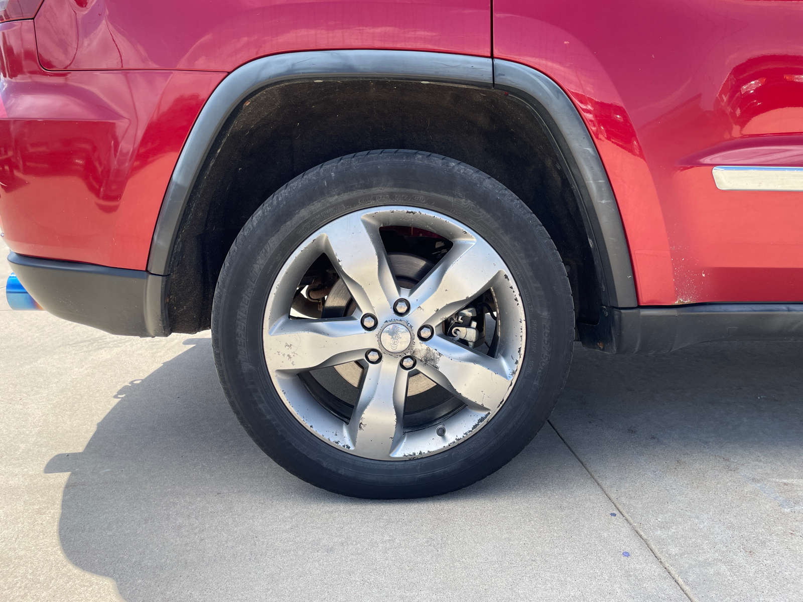 2011 Jeep Grand Cherokee Limited 12