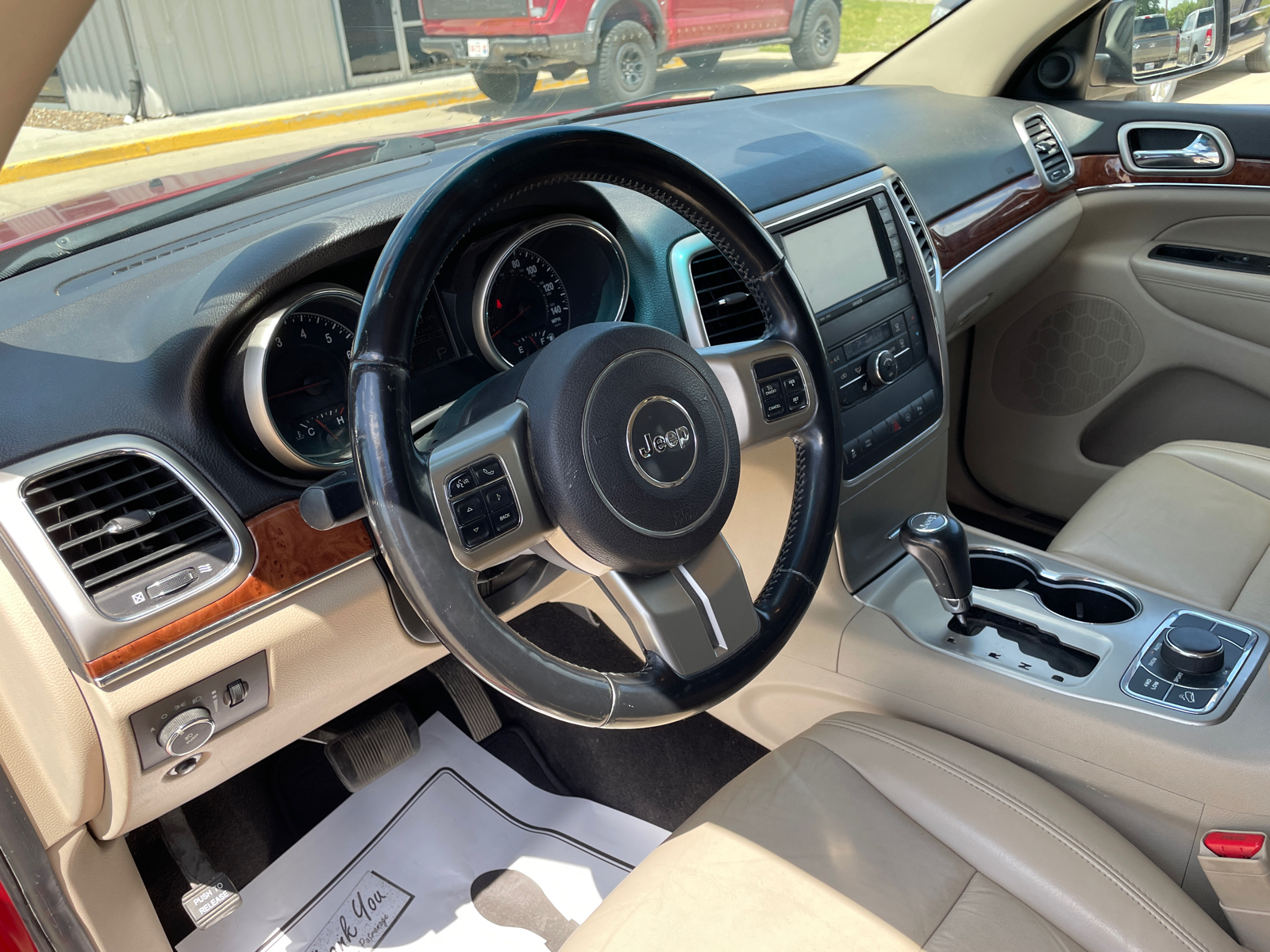 2011 Jeep Grand Cherokee Limited 14