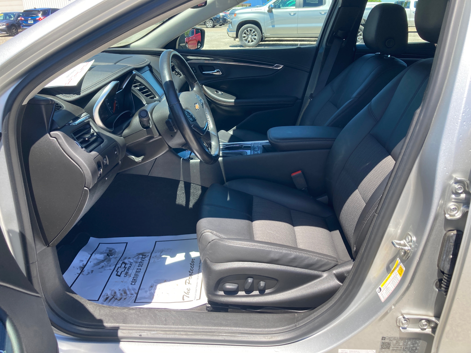 2019 Chevrolet Impala LT 9