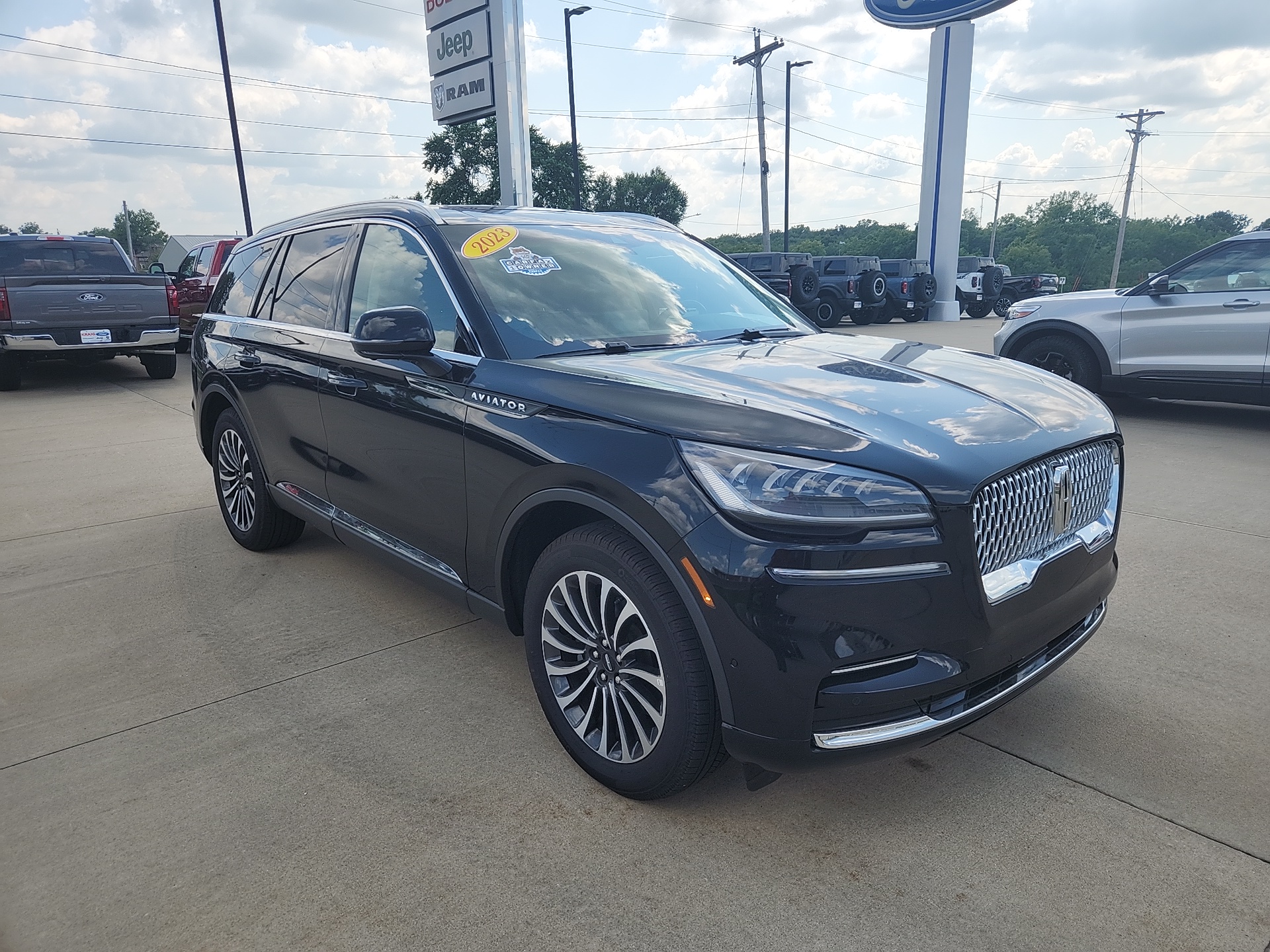 2023 Lincoln Aviator Reserve 1