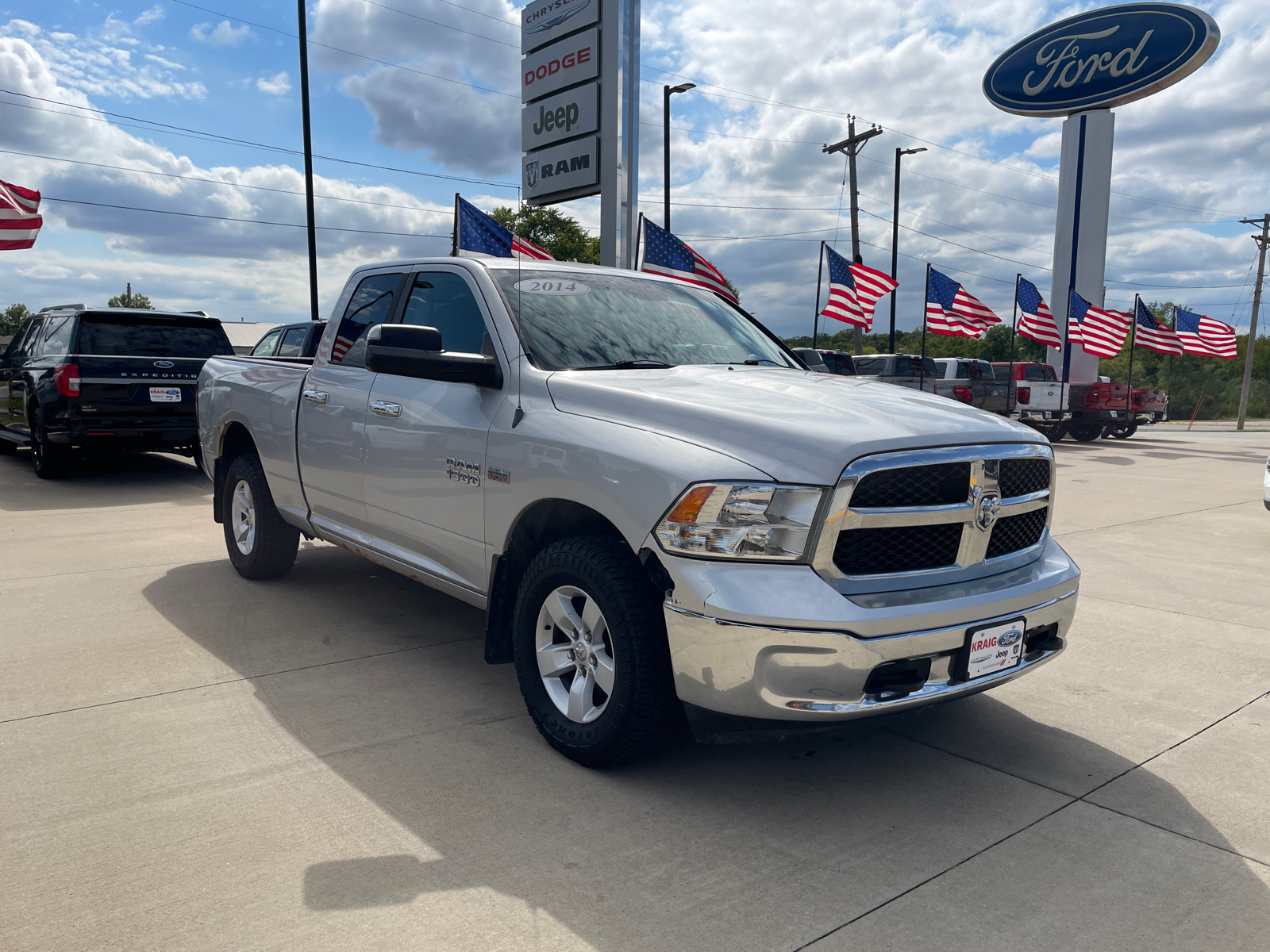 2014 Ram 1500 SLT 1