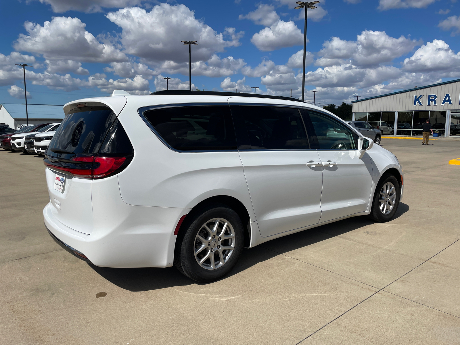 2022 Chrysler Pacifica Touring L 7