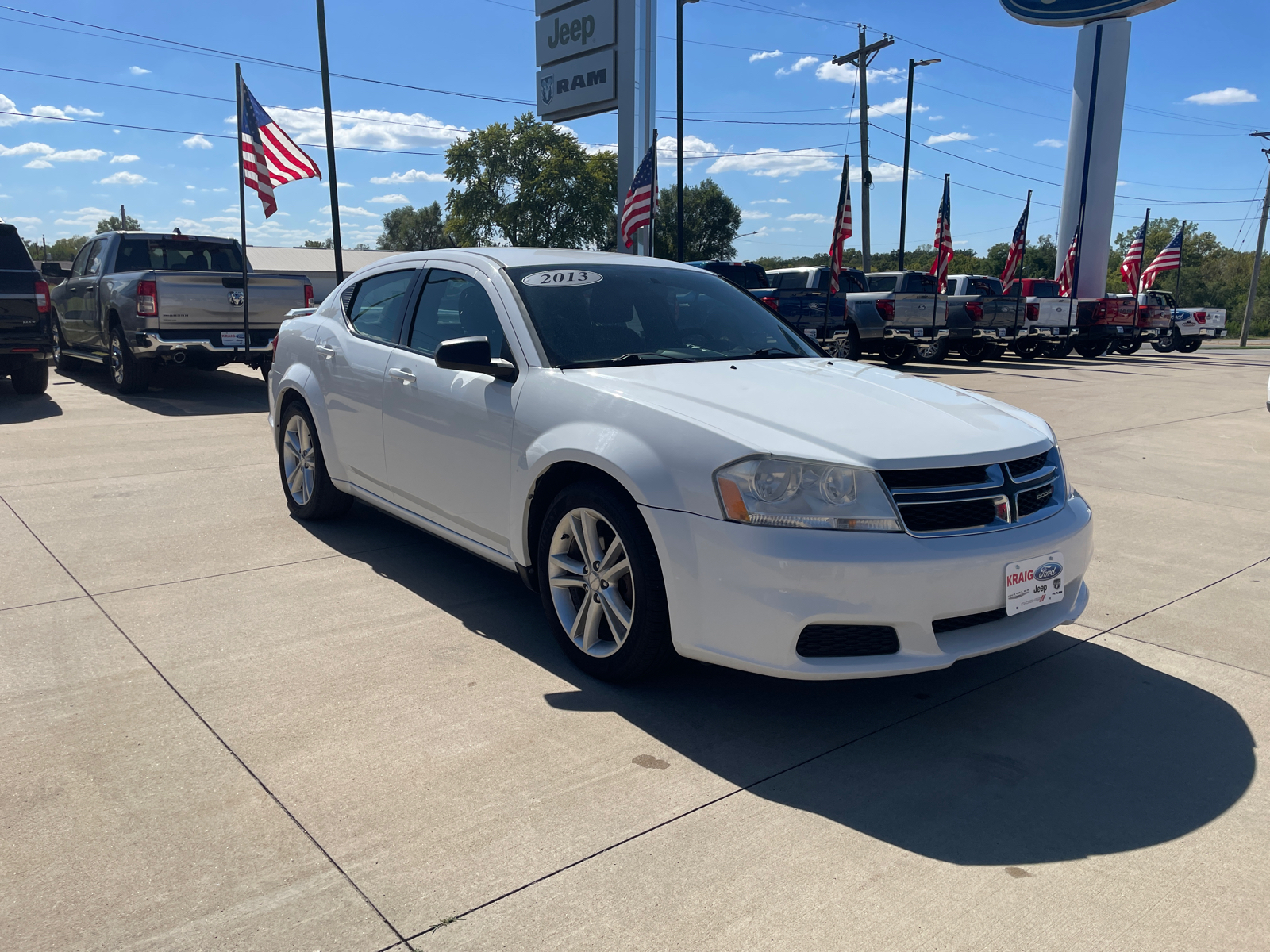 2013 Dodge Avenger SE 1