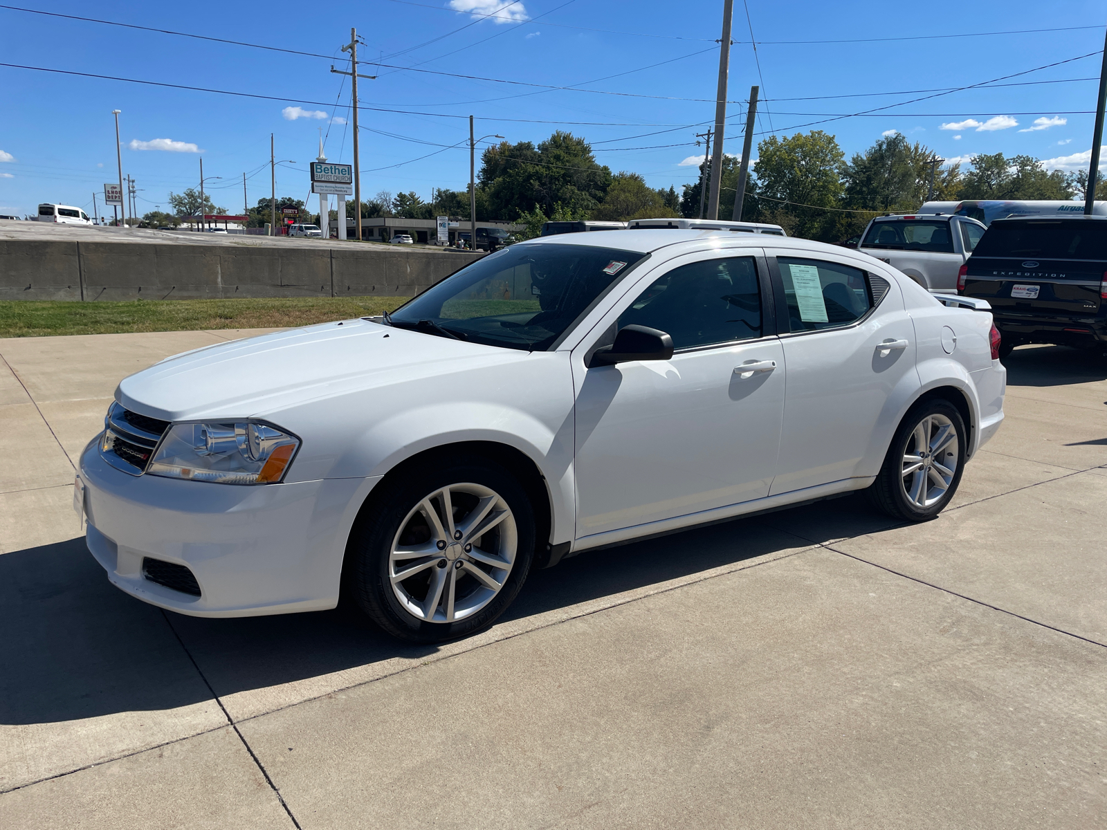 2013 Dodge Avenger SE 3