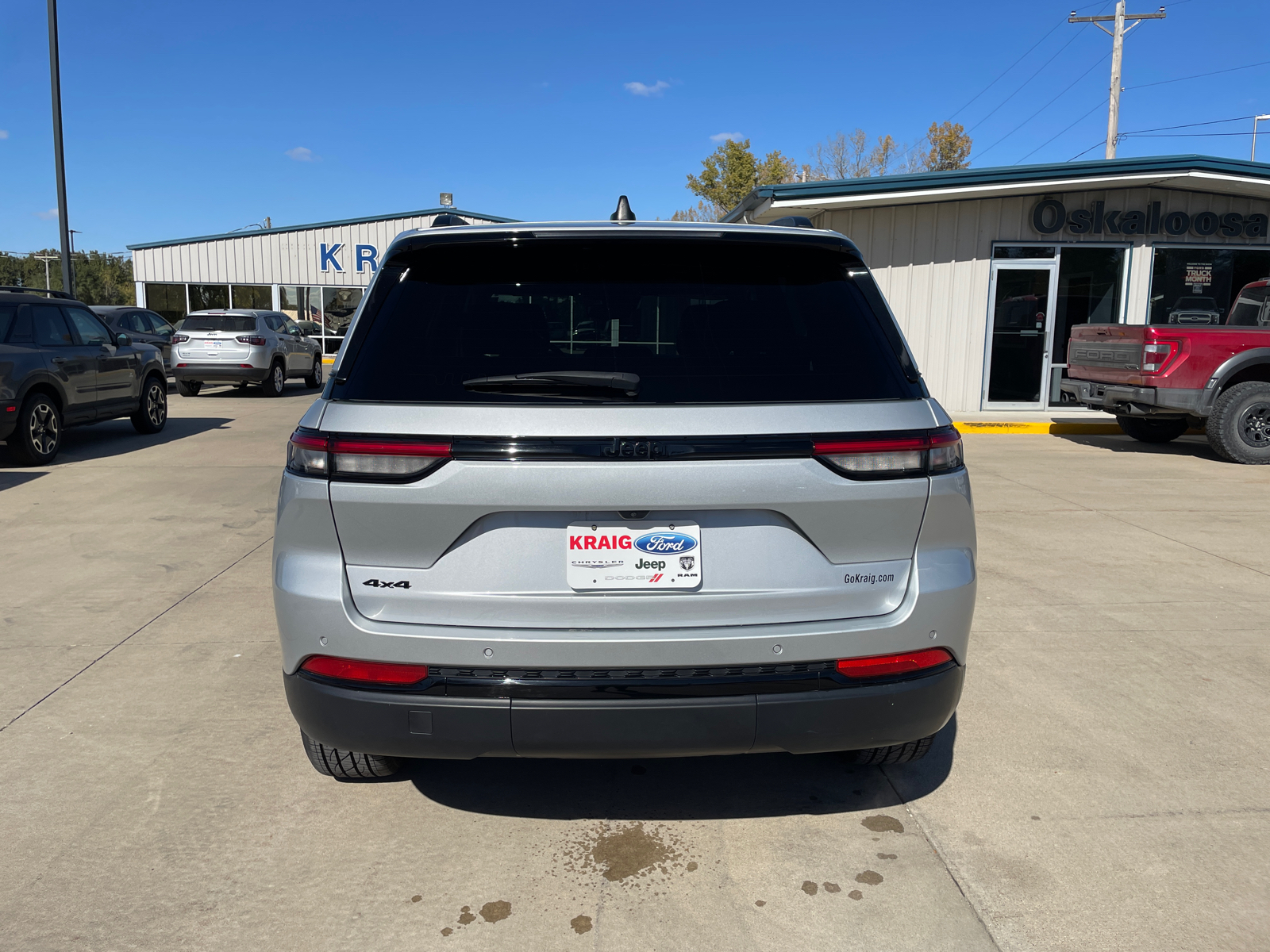 2023 Jeep Grand Cherokee Altitude 6